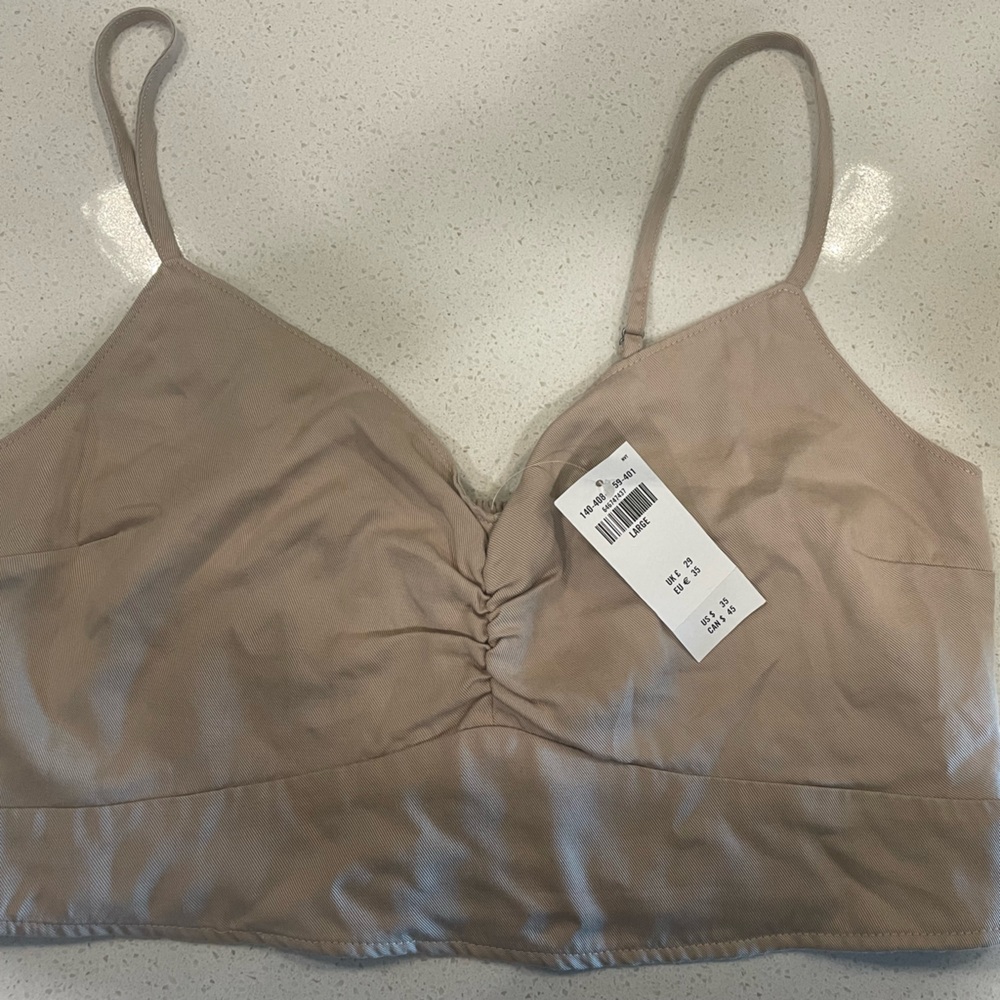 Abercrombie crop - Picture 3 of 4